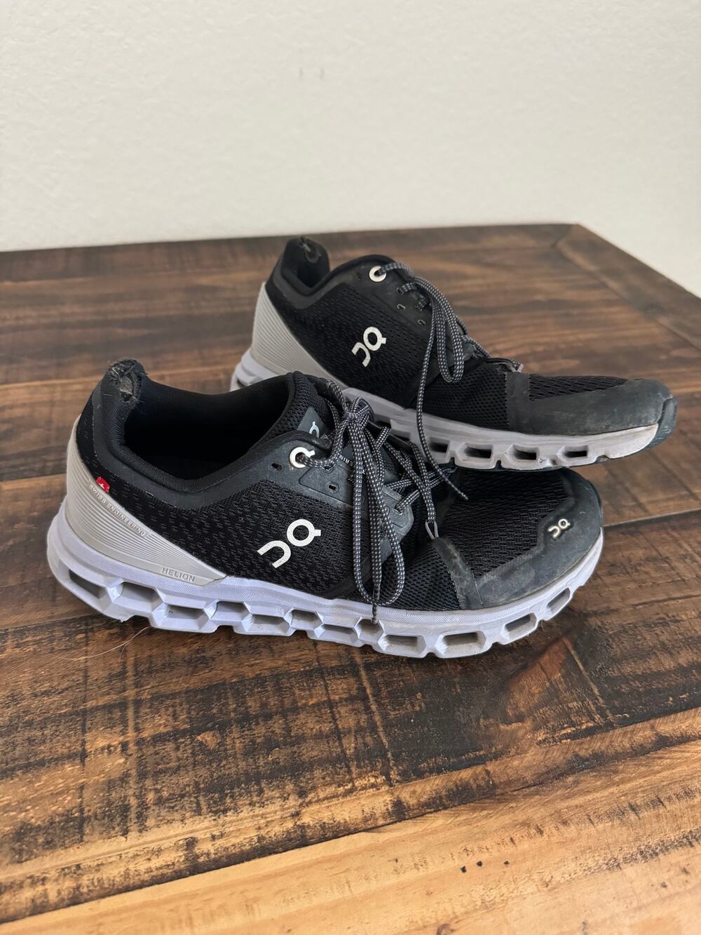 On Cloudstratus Black Running Shoes Women's Size 9
